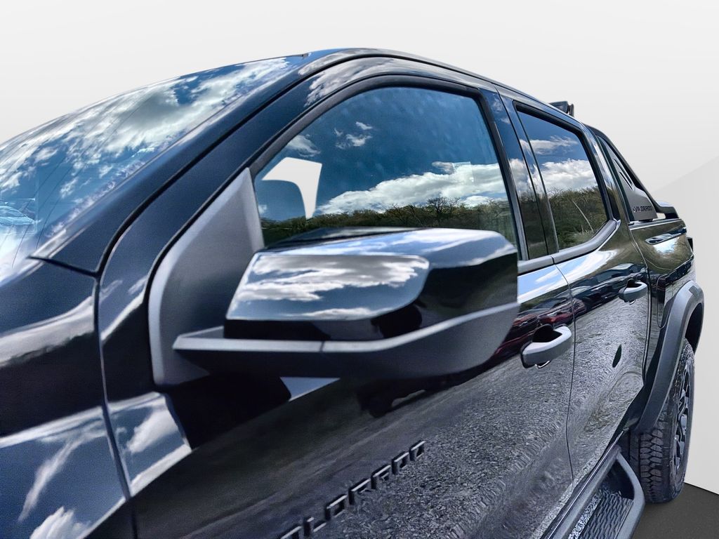 2026 Chevrolet Colorado Trail Boss - Photo 11