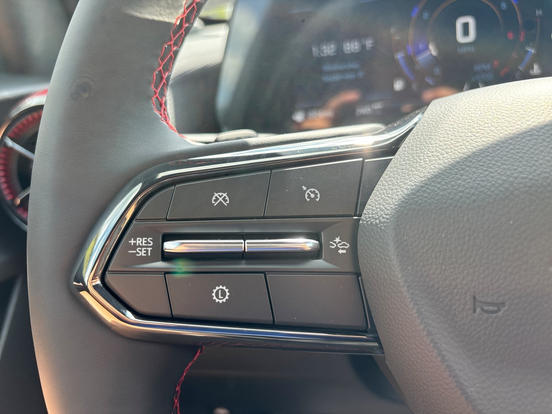 2027 Chevrolet Equinox RS - Photo 22