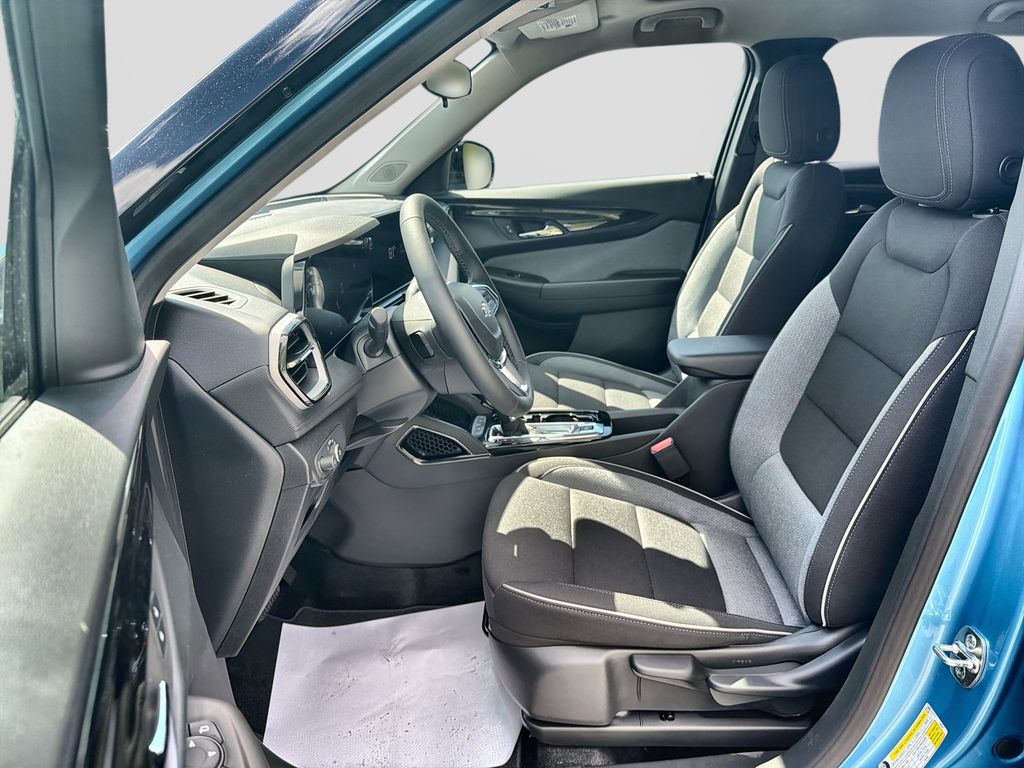 2026 Chevrolet Trailblazer LT - Photo 15