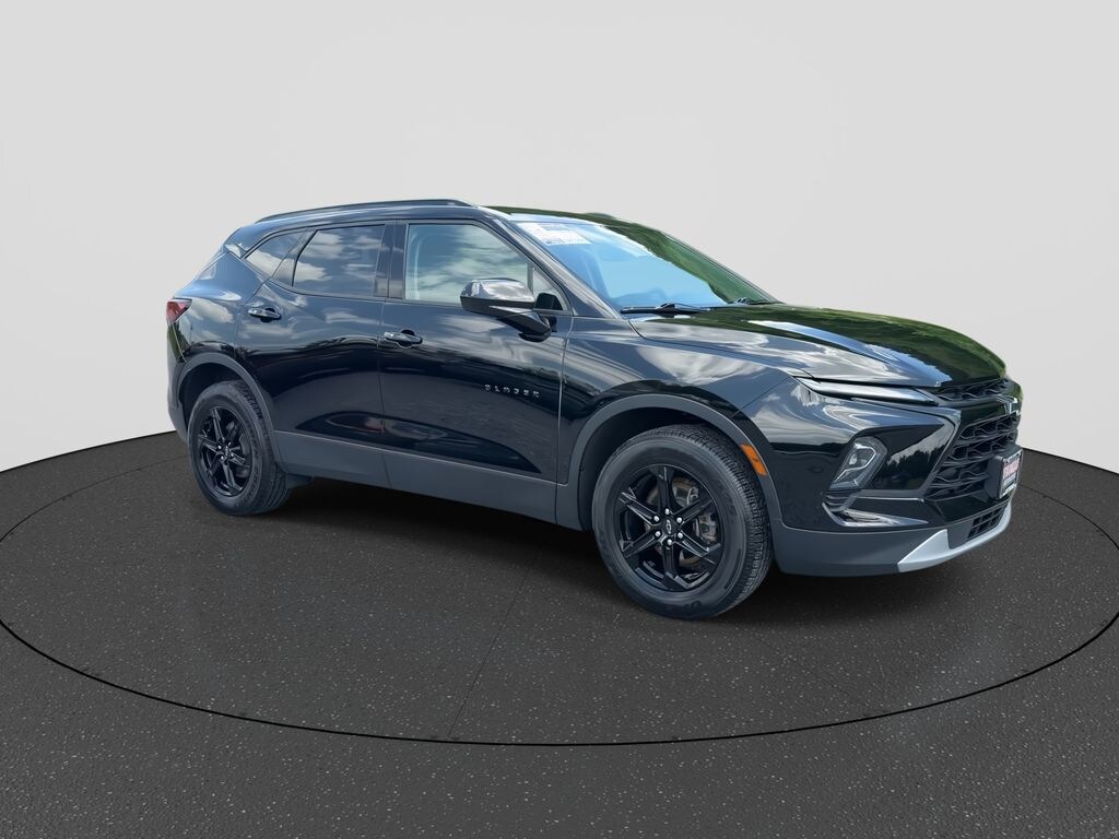 Used 2023 Chevrolet Blazer 2LT SUV