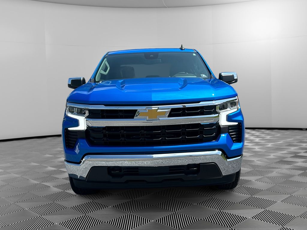 2025 Chevrolet Silverado 1500 LT photo 2