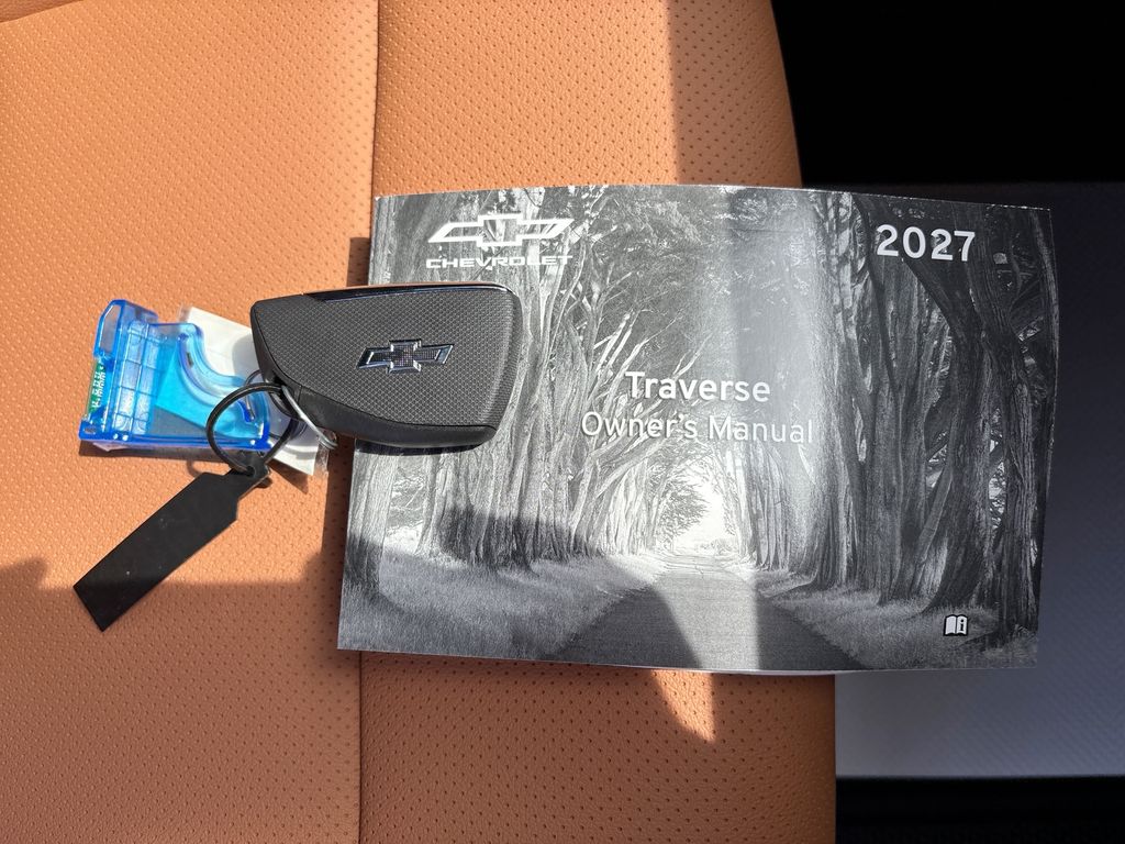 2027 Chevrolet Traverse Z71 - Photo 42