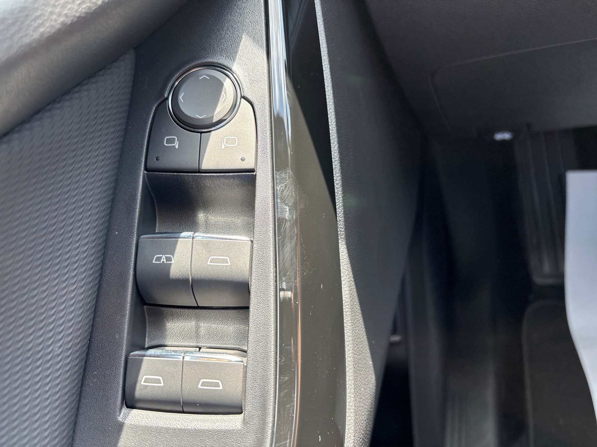 2027 Chevrolet Equinox RS - Photo 18