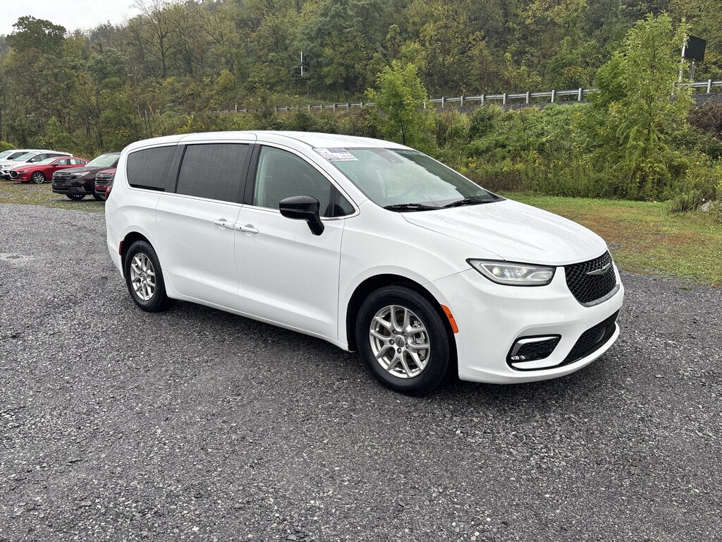 Used 2024 Chrysler Pacifica Touring L Van Passenger Van