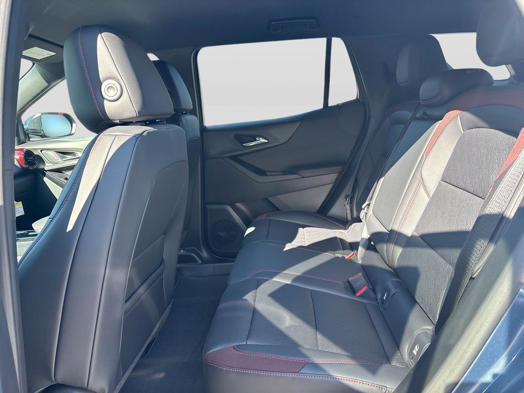 2027 Chevrolet Equinox RS - Photo 31
