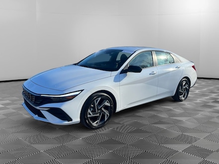 2025 Hyundai Elantra Hybrid SEL Sport Sedan
