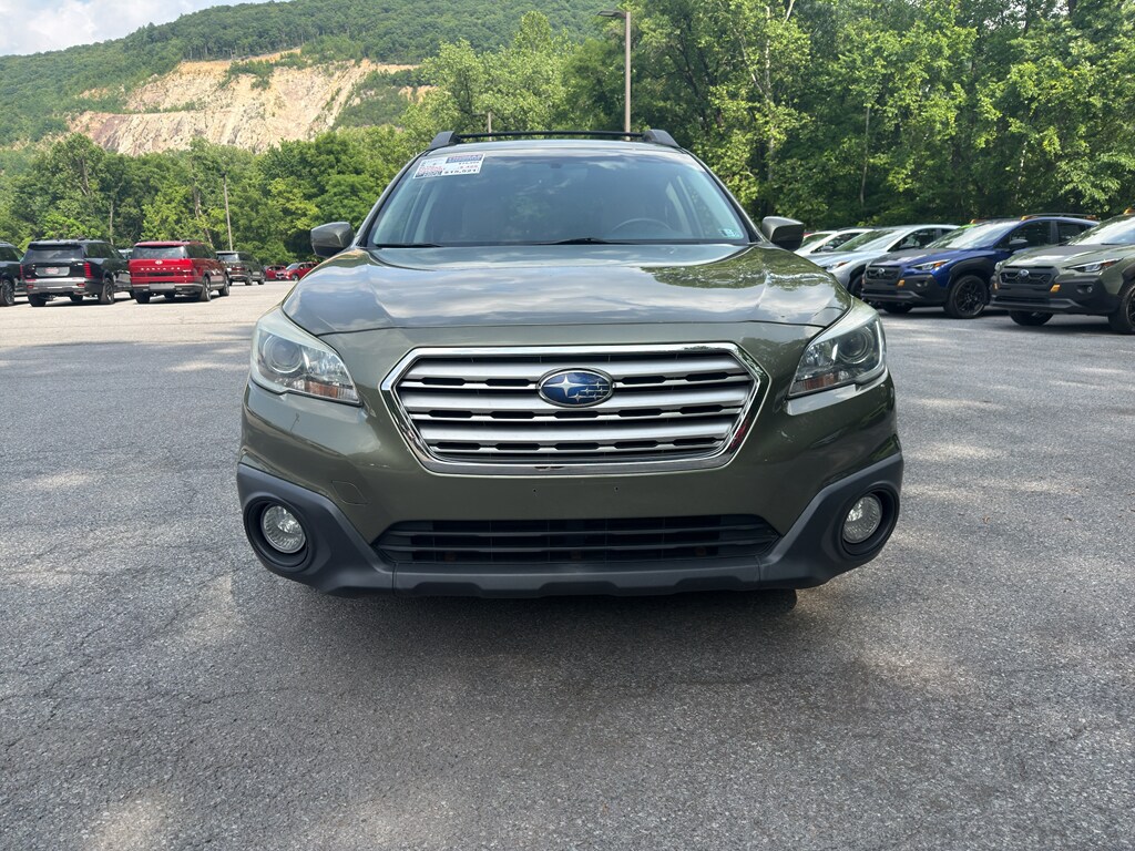 Used 2017 Subaru Outback Premium SUV