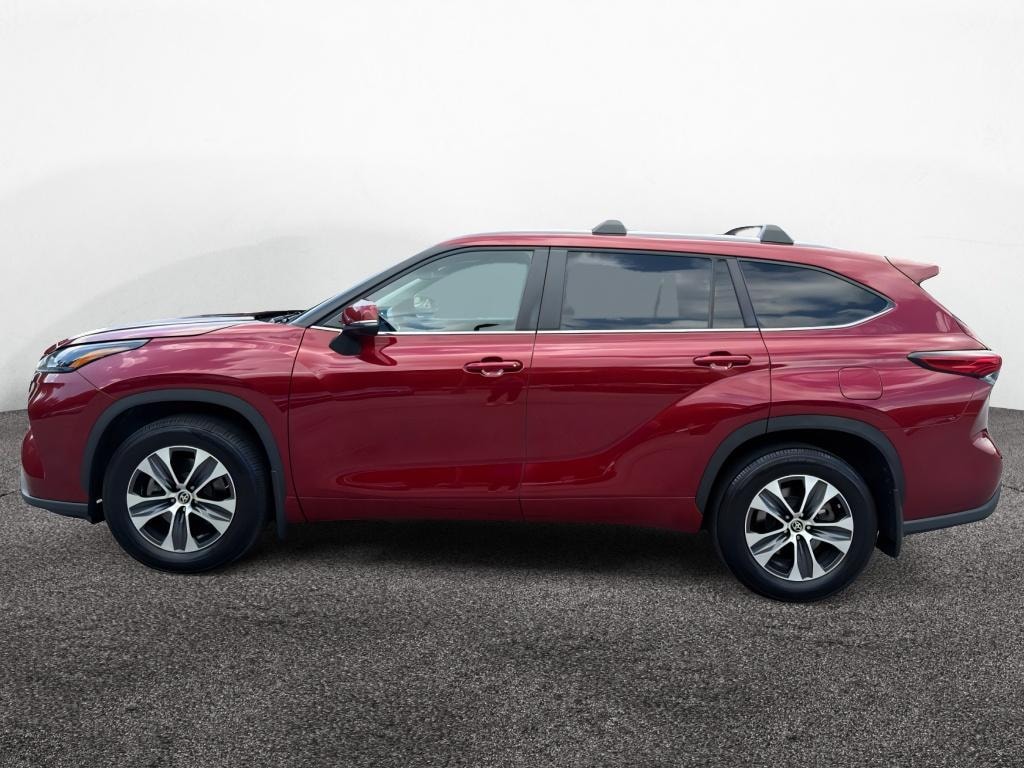 Used 2023 Toyota Highlander XLE SUV