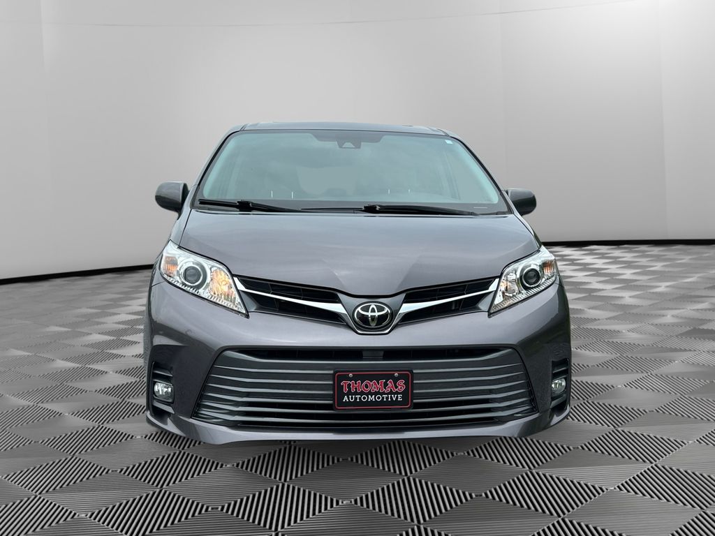 Used 2020 Toyota Sienna XLE with VIN 5TDYZ3DC7LS083622 for sale in Corriganville, MD