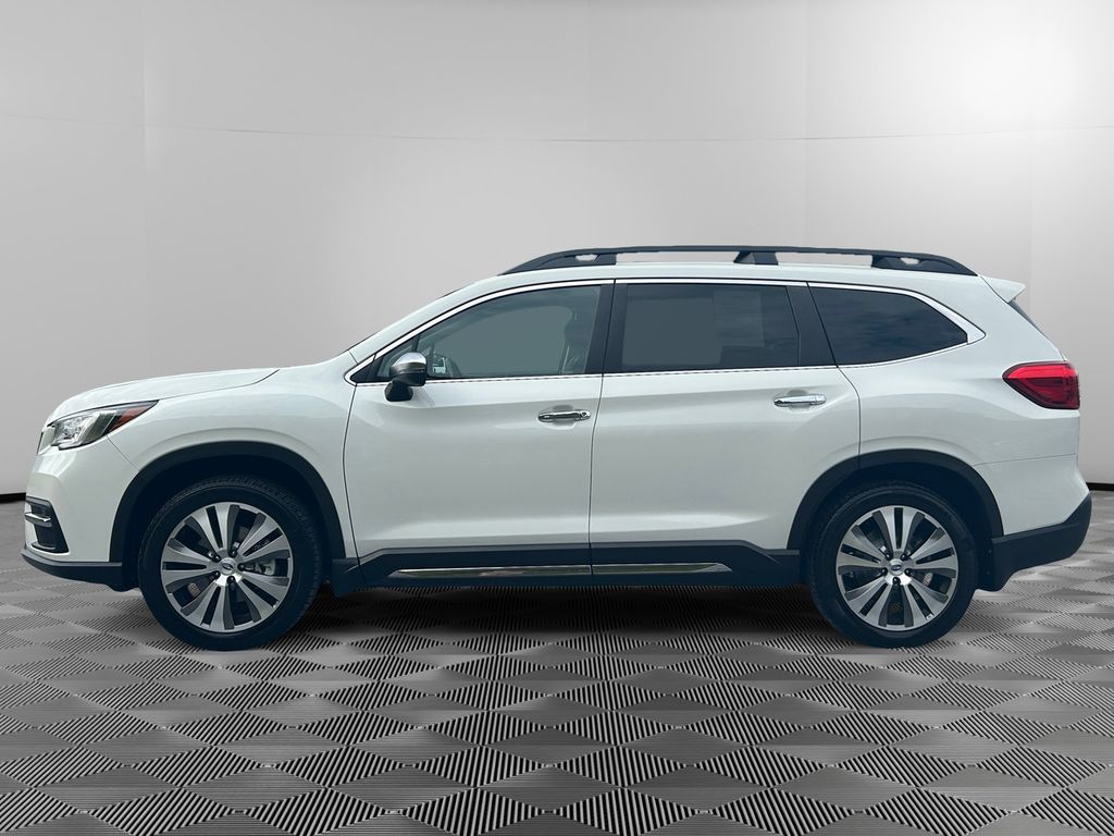 2022 Subaru Ascent Touring photo 3