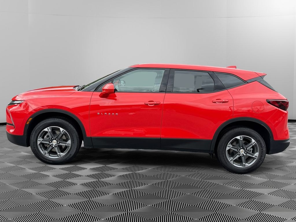 Used 2025 Chevrolet Blazer LT SUV