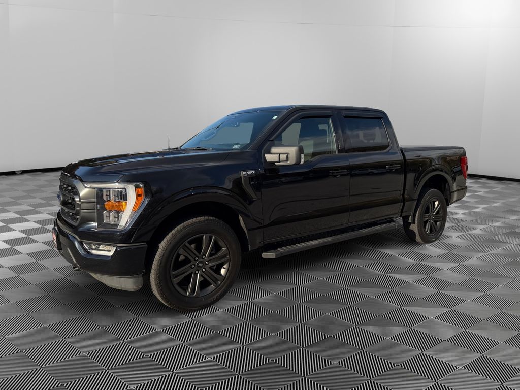 2022 Ford F-150 XLT photo 3
