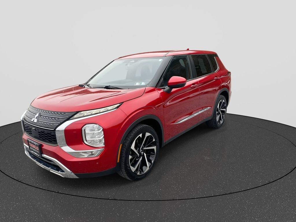 Used 2022 Mitsubishi Outlander SE CUV