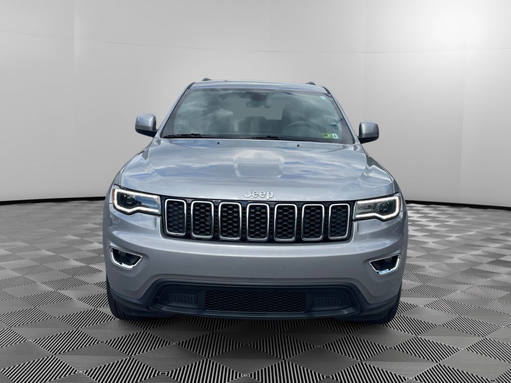 2021 Jeep Grand Cherokee Laredo E photo 2
