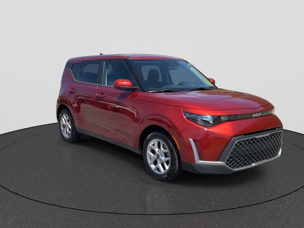 Used 2023 Kia Soul LX Hatchback