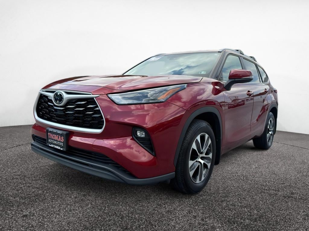 Used 2023 Toyota Highlander XLE SUV