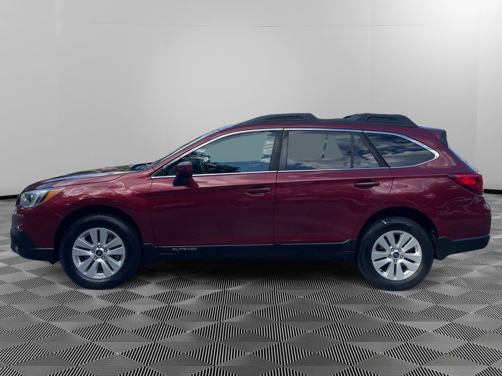 2017 Subaru Outback Premium photo 3