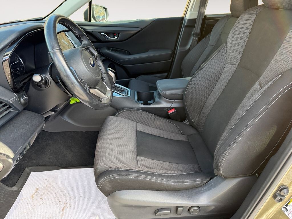 Used 2022 Subaru Outback Premium SUV