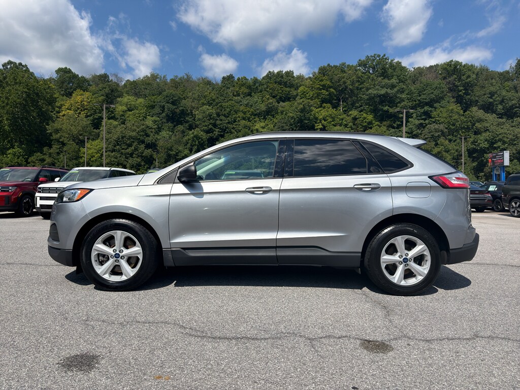 Used 2020 Ford Edge SE SUV