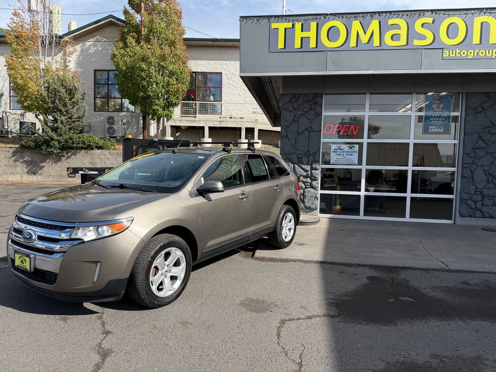 2013 Ford Edge SEL photo 2