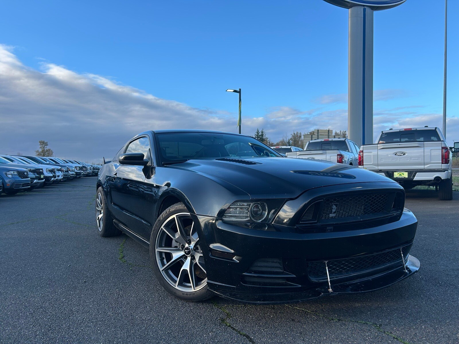 2013 Ford Mustang GT Premium photo 3