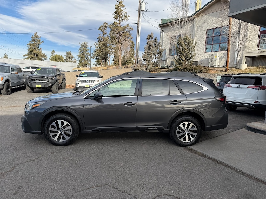 Used 2020 Subaru Outback Premium SUV