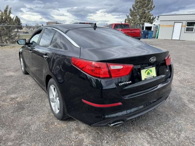 Used 2015 Kia Optima LX with VIN 5XXGM4A74FG463188 for sale in Aumsville, OR