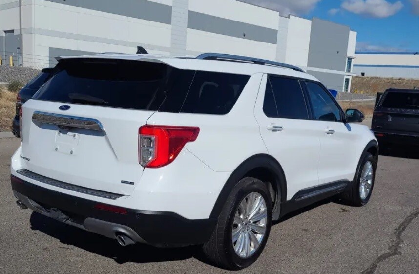 2022 Ford Explorer Limited photo 4