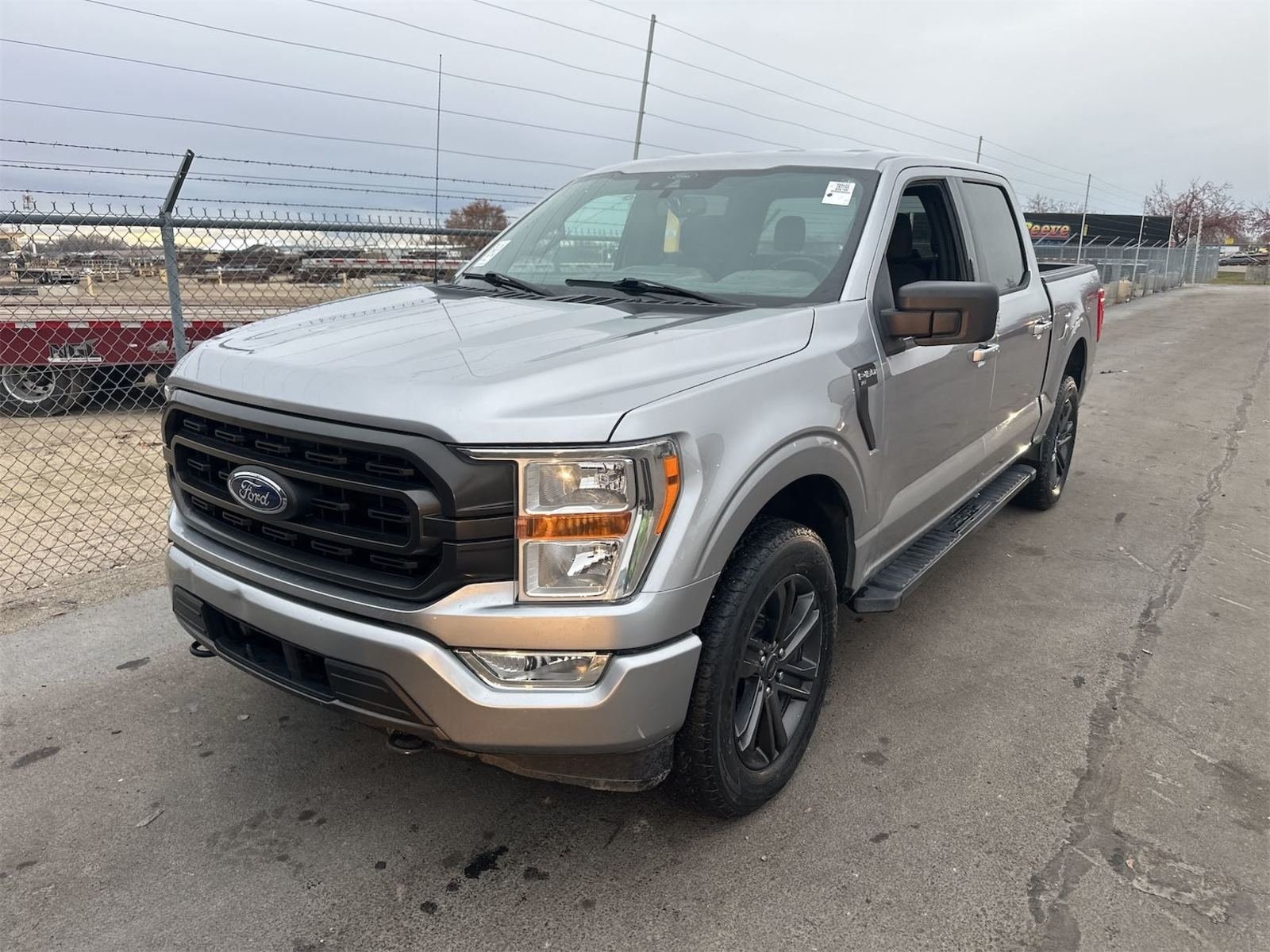 2021 Ford F-150 XLT's photo