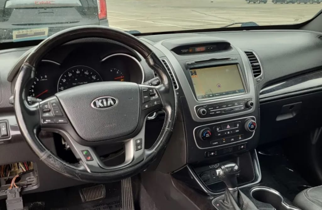 Used 2015 Kia Sorento Limited V6 AWD SUV
