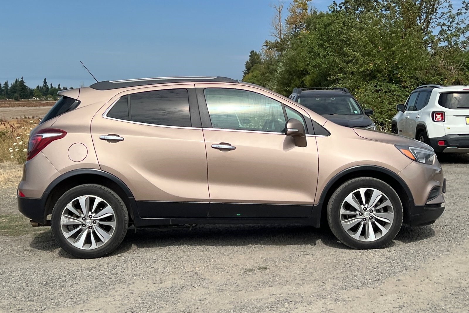 2018 Buick Encore Preferred photo 2