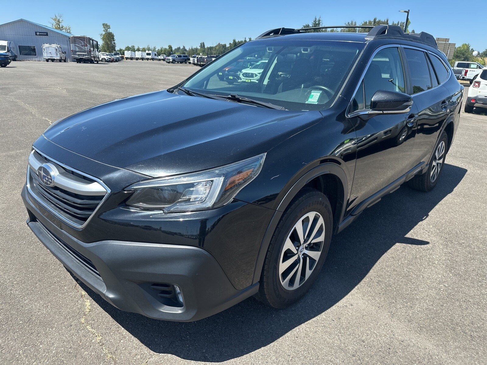 2020 Subaru Outback Premium photo 2