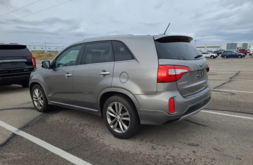 2015 Kia Sorento Limited V6 photo 2