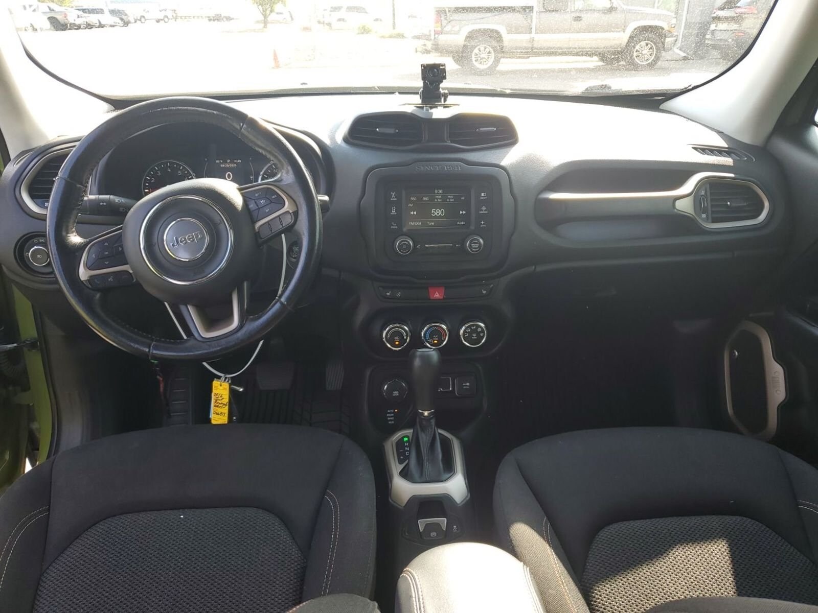 2016 Jeep Renegade Latitude photo 2