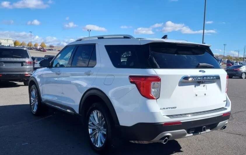 2022 Ford Explorer Limited photo 2
