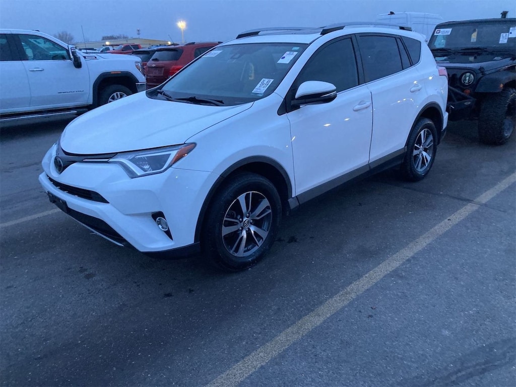 Used 2018 Toyota RAV4 XLE SUV