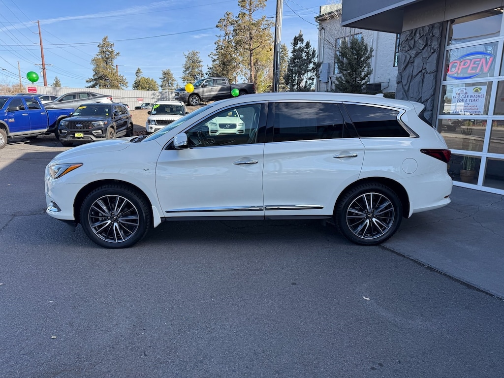 Used 2019 INFINITI QX60 LUXE SUV