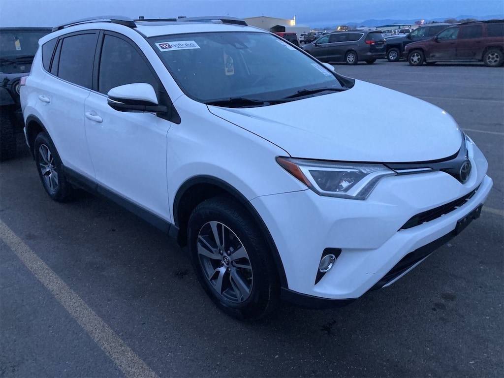Used 2018 Toyota RAV4 XLE SUV