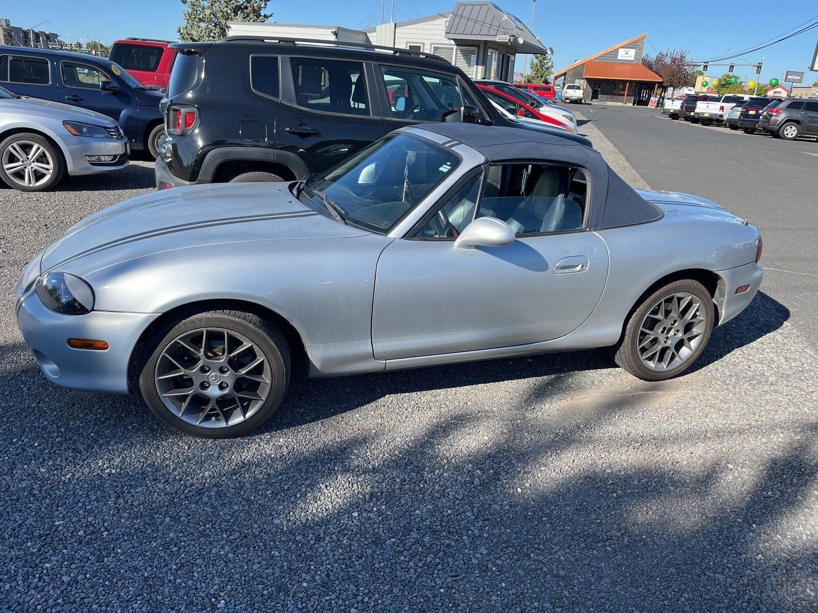 2004 Mazda MX-5 Miata Miata photo 2