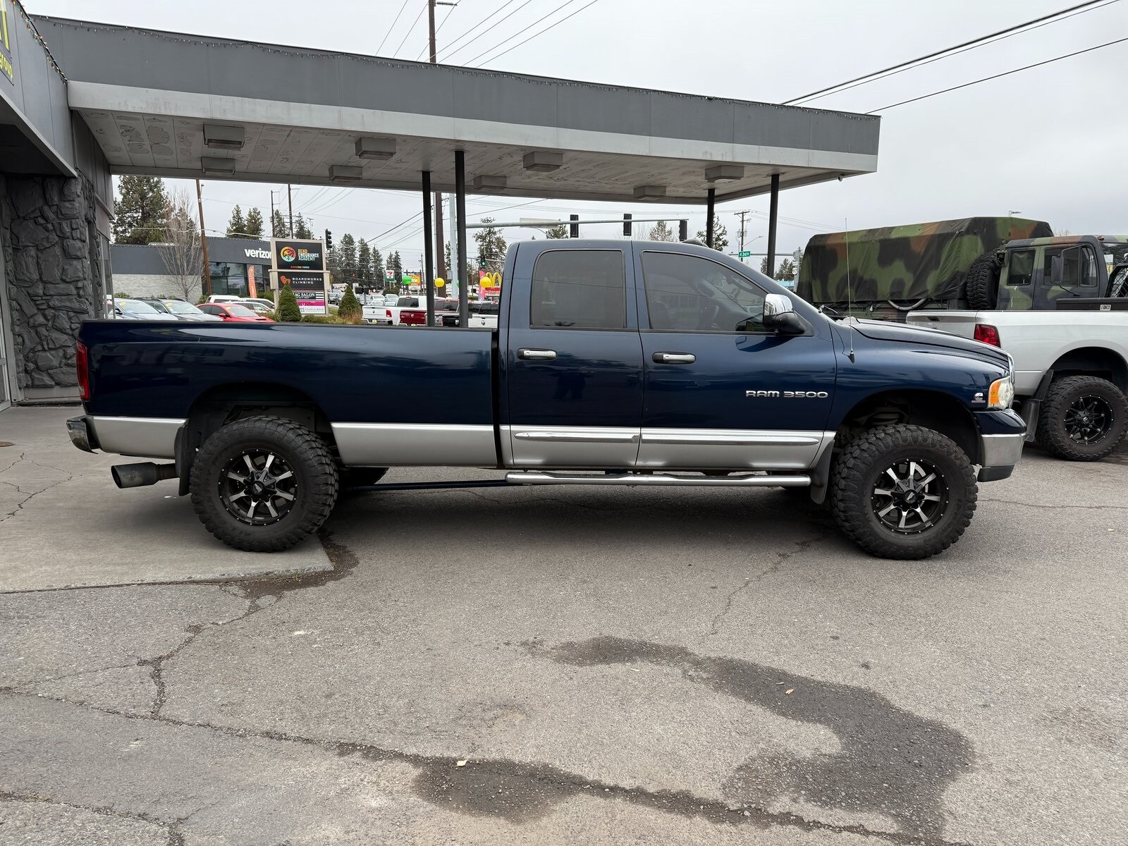 2004 Dodge Ram 3500 ST photo 4