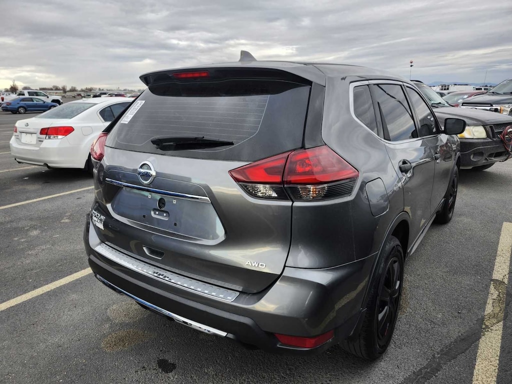 Used 2018 Nissan Rogue S SUV