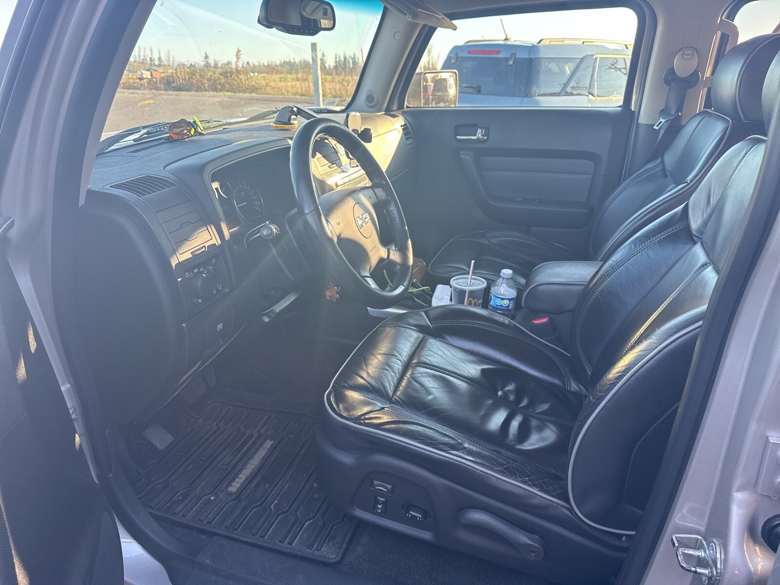 2006 Hummer H3 Base photo 2