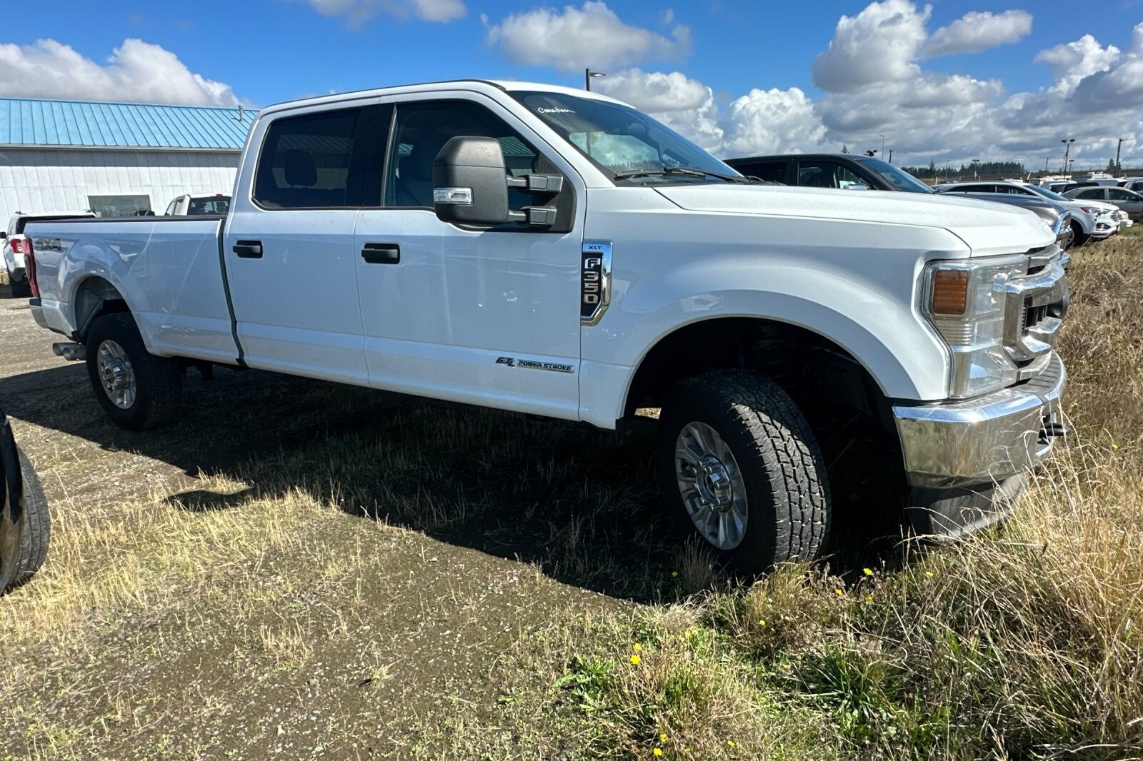 2022 Ford F-350 XLT photo 2