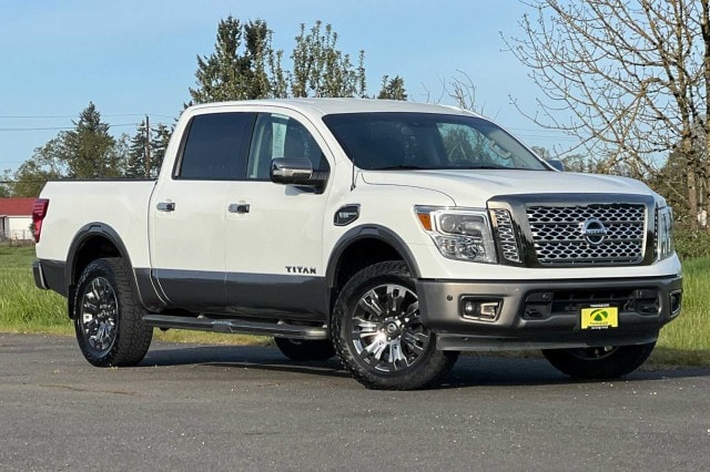 Used 2017 Nissan Titan Platinum Reserve with VIN 1N6AA1E51HN517069 for sale in Aumsville, OR