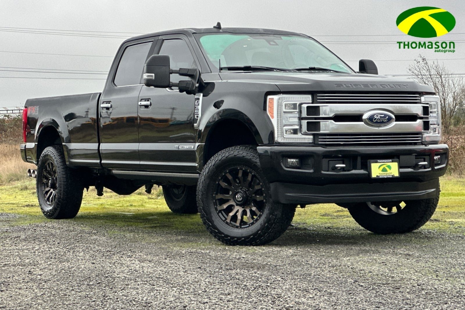 2019 Ford F-350 Super Duty Limited's photo