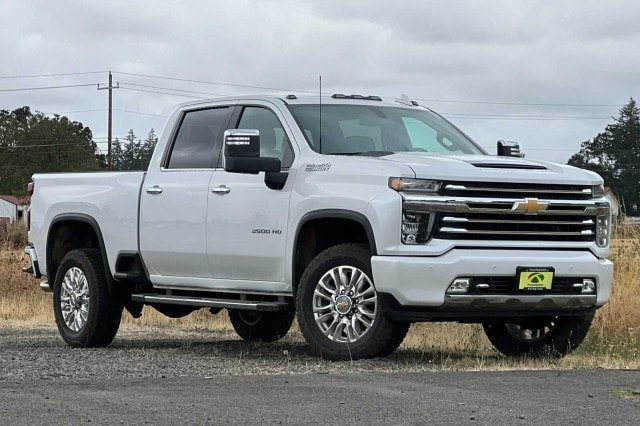 Used 2023 Chevrolet Silverado 3500HD High Country with VIN 1GC4YVE71PF205346 for sale in Aumsville, OR