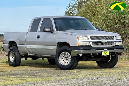 2004 Chevrolet Silverado 1500 LS Truck Extended Cab