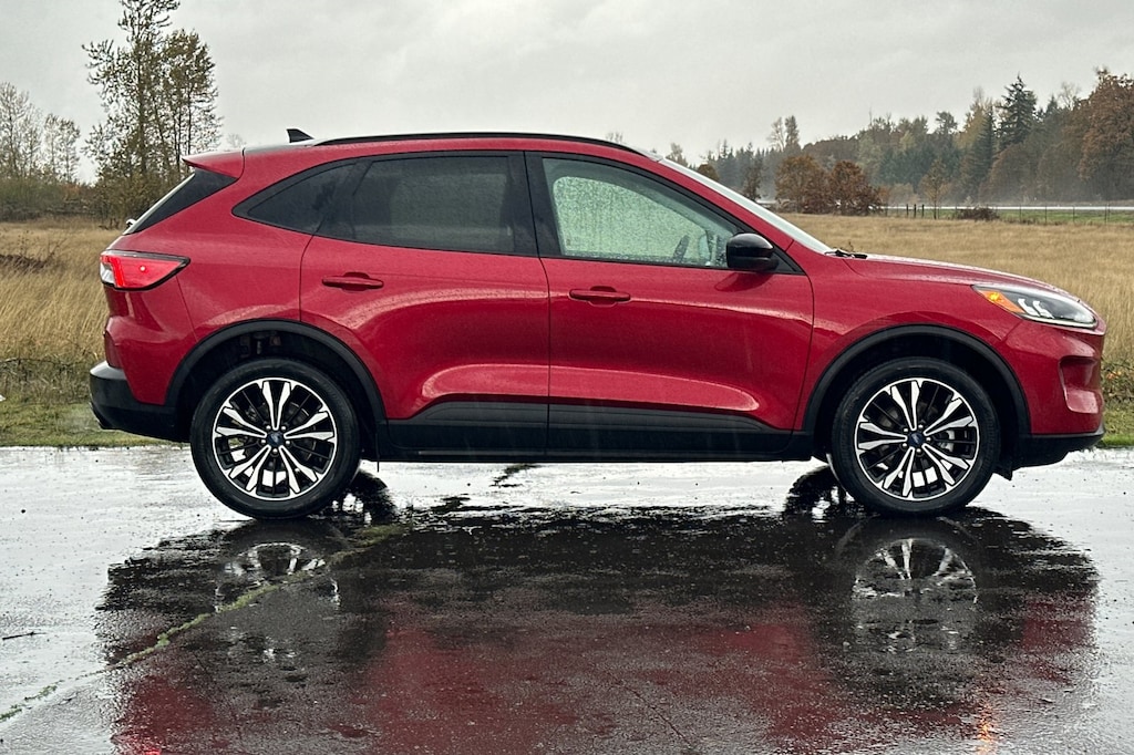 Used 2022 Ford Escape SEL SUV