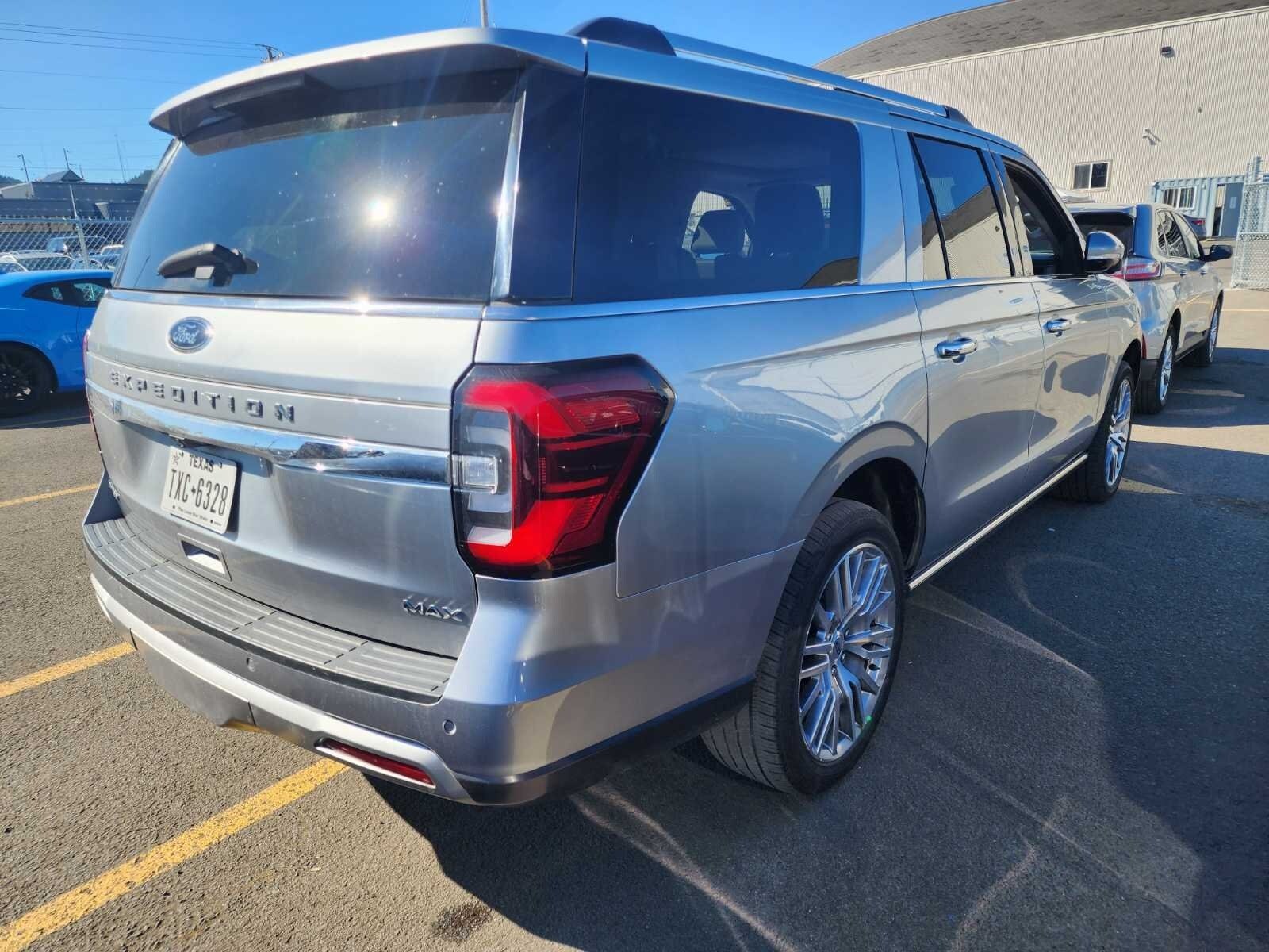 2024 Ford Expedition MAX Limited photo 2