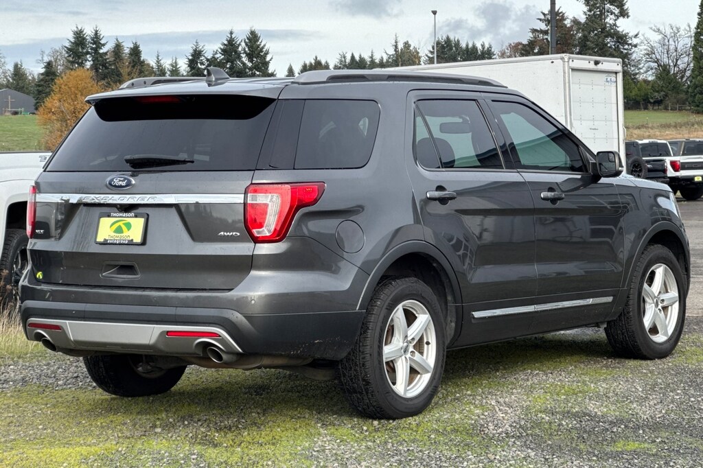 Used 2017 Ford Explorer XLT SUV